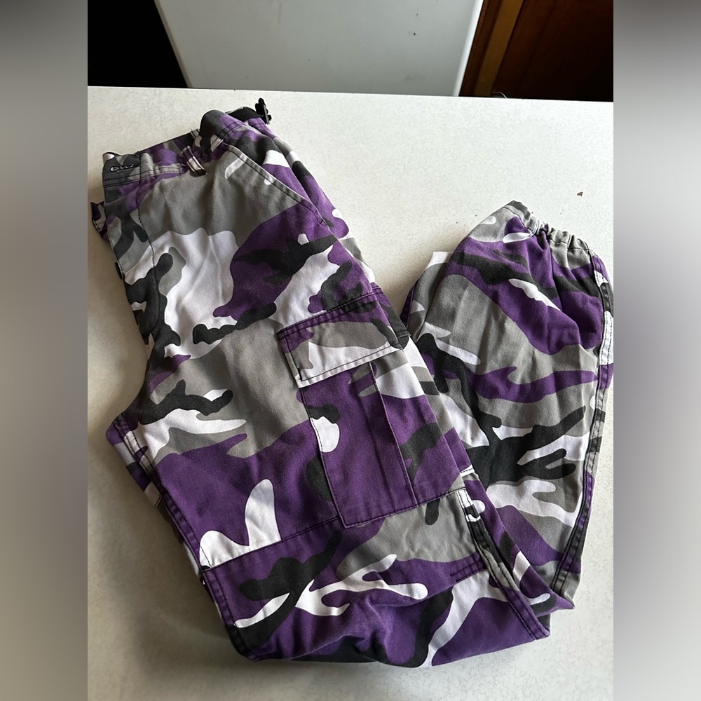 Unisex Camo Cargo Pants